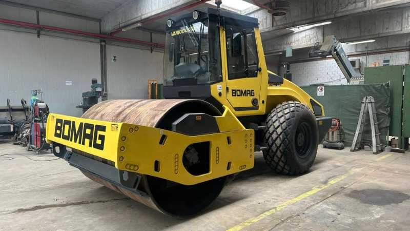 OmecoHub - BOMAG BW213D4