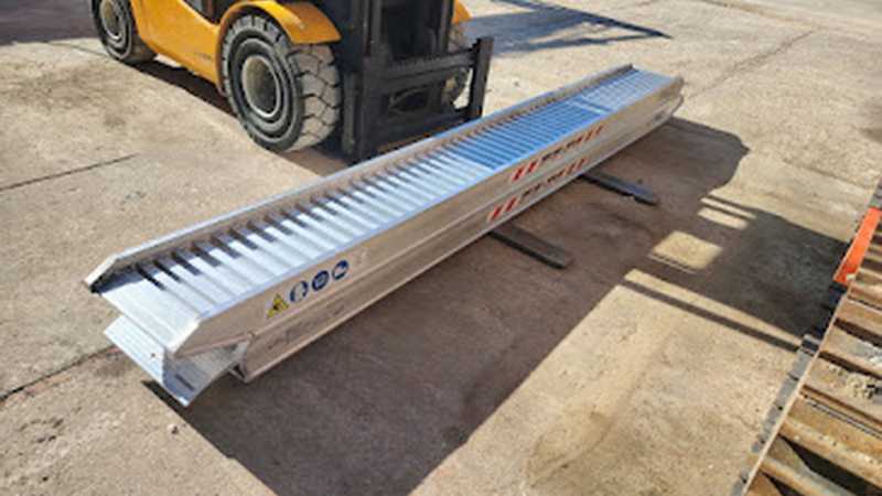 OmecoHub - METALMEC SM151SL