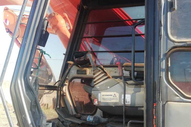 OmecoHub - Immagine FIAT HITACHI FH240.3