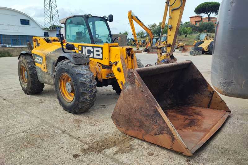 OmecoHub - Immagine JCB 550-80