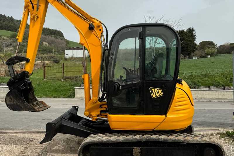 OmecoHub - Immagine JCB 8045ZTS