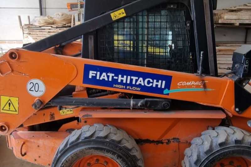 OmecoHub - Immagine FIAT HITACHI SL55B