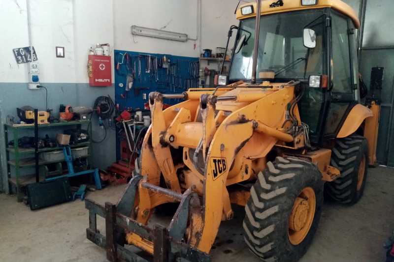 OmecoHub - Immagine JCB 2CX