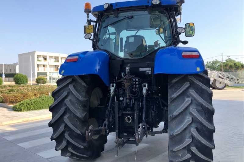 OmecoHub - Immagine NEW HOLLAND T7.210